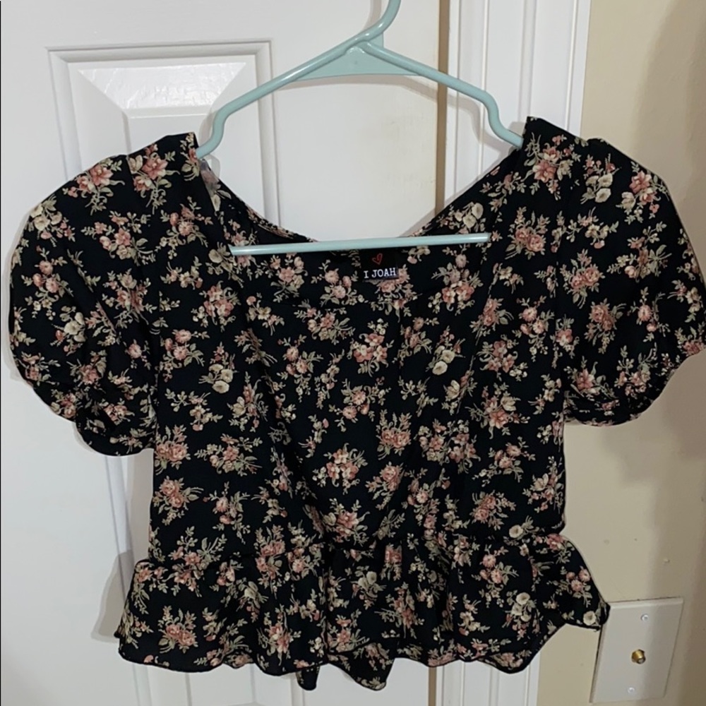 Black Floral Crop Top